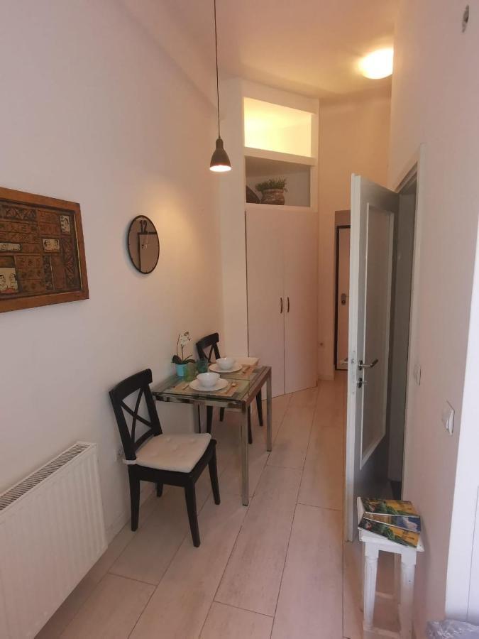 Tiny Apartment In City Center 萨格勒布 外观 照片
